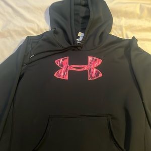 Women’s Cold-gear Under Armour or hoodie.